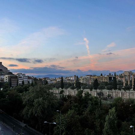 Apartment In The Center Of Афины Экстерьер фото