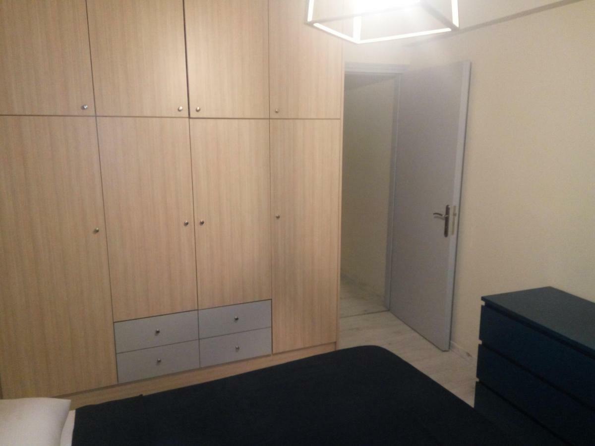 Apartment In The Center Of Афины Экстерьер фото