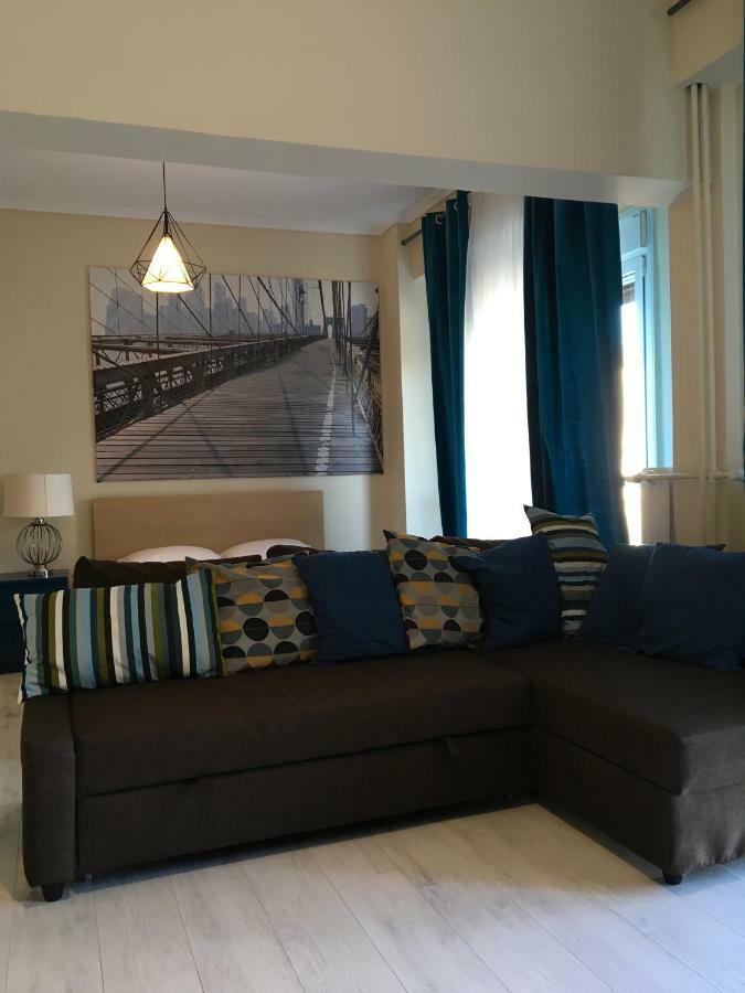 Apartment In The Center Of Афины Экстерьер фото